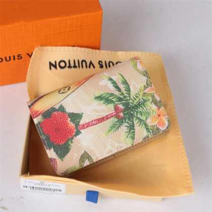 LV Louis Vuitton 三つ折り財布 10 zm94016