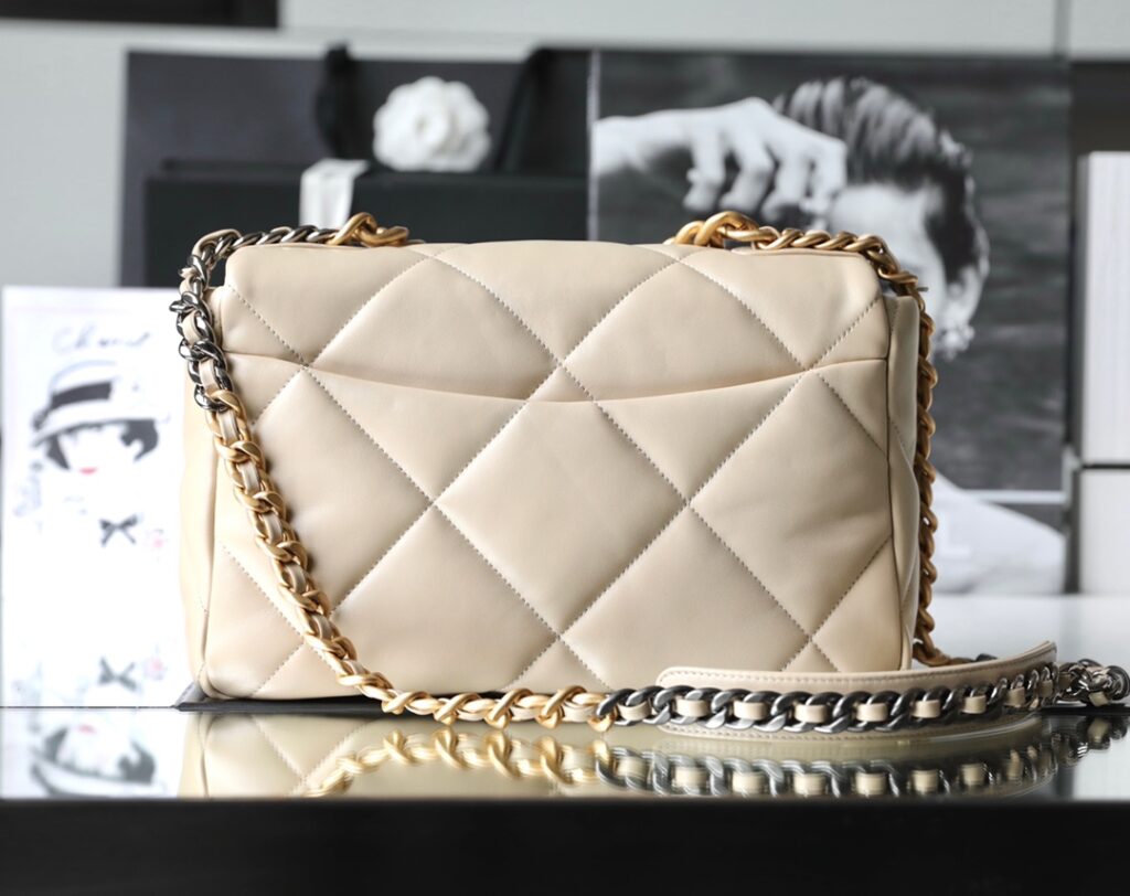 Chanel 19 AS1161 - 画像 (4)