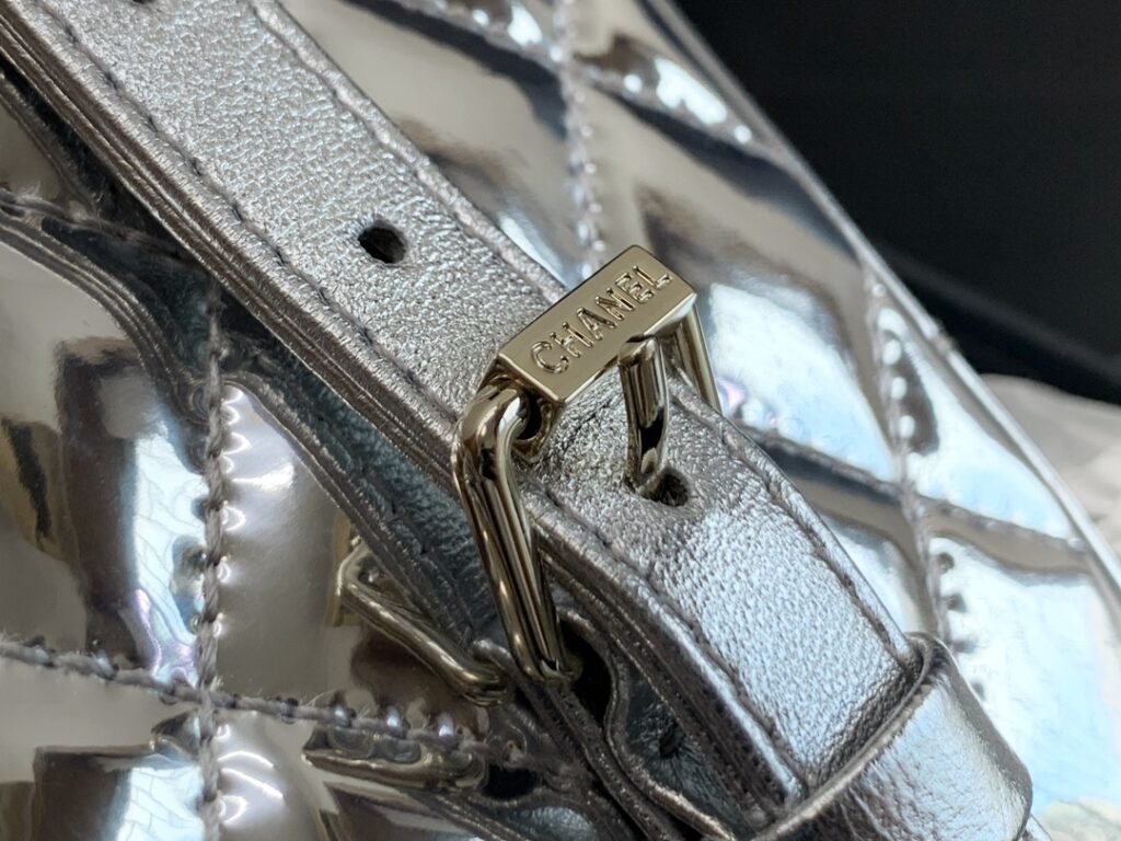 Chanel AS4646 24C CF BAG - 画像 (12)